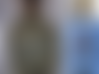 DETIENEN A CUATRO SUJETOS QUE TENÍAN EN SU PODER ENVOLTORIOS DE SUSTANCIA GRANULADA AL PARECER CRISTAL