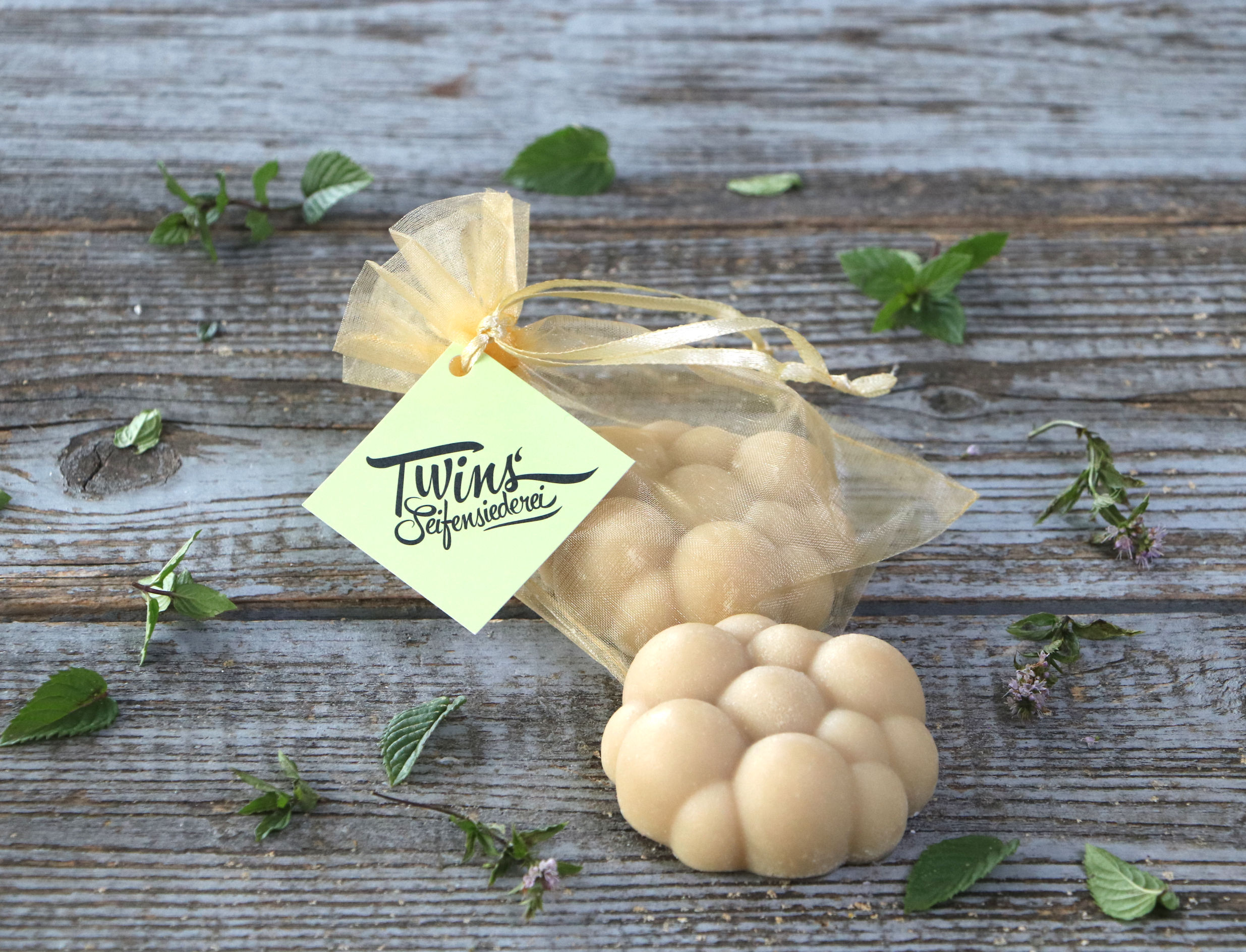 ****FrischeLaune**** mit Lavaerde & Brokkolisamenöl für schönes Haar (vegan)