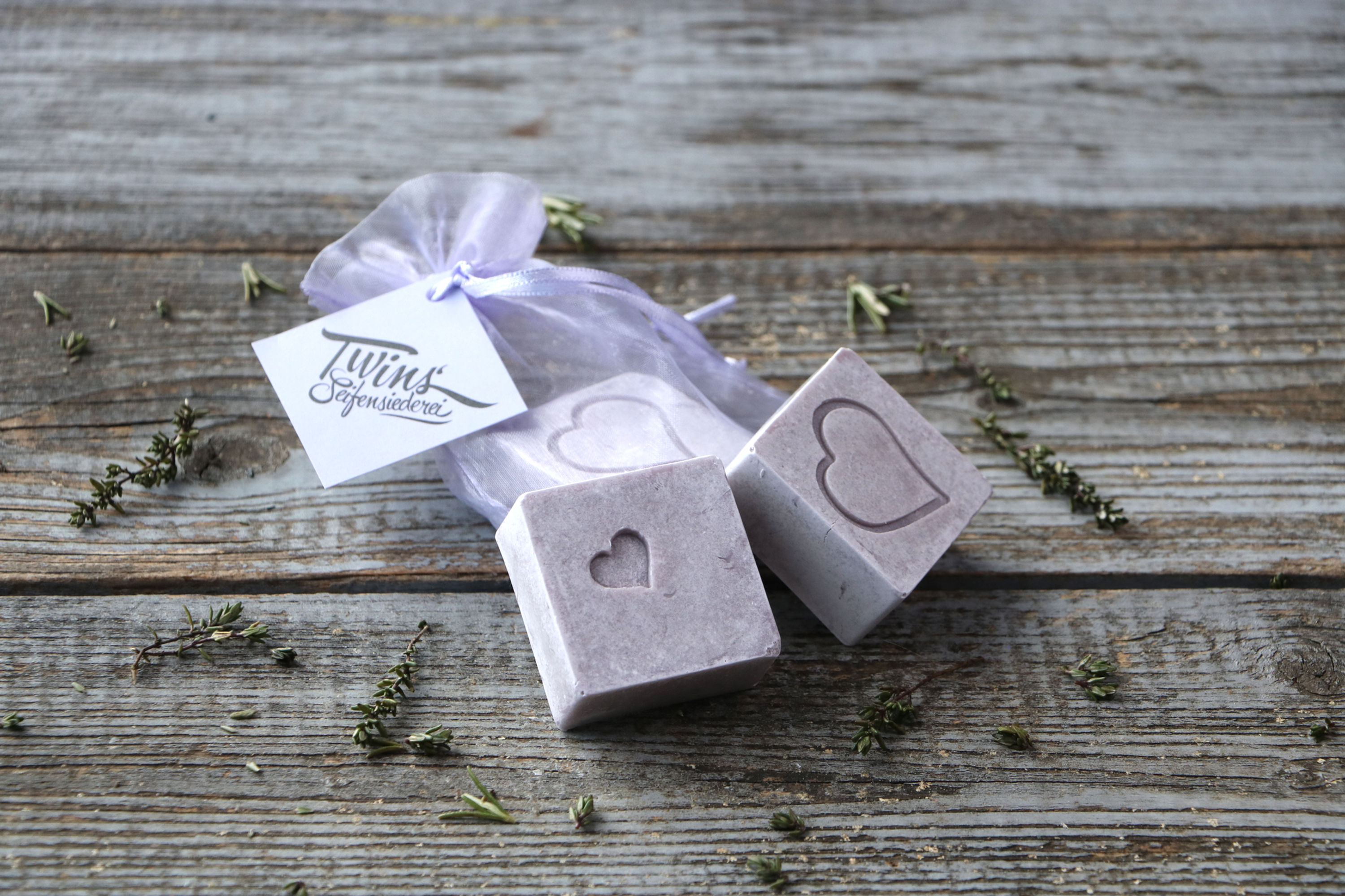 Landduft Allrounder-Seife mit Ultramarinviolett (vegan) zum Auswählen