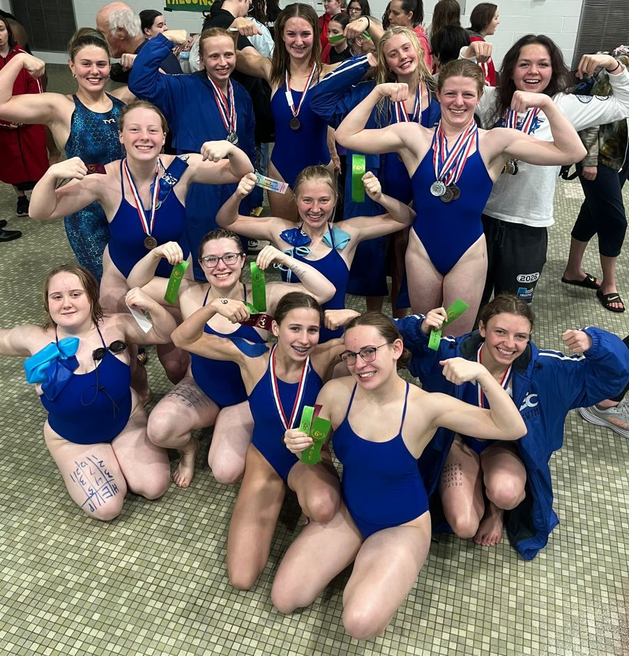 The Eatonville High School swim team pose for a photo following after the 2A SPSL League championship meet this past Wednesday. Photo: Andrea Stammen