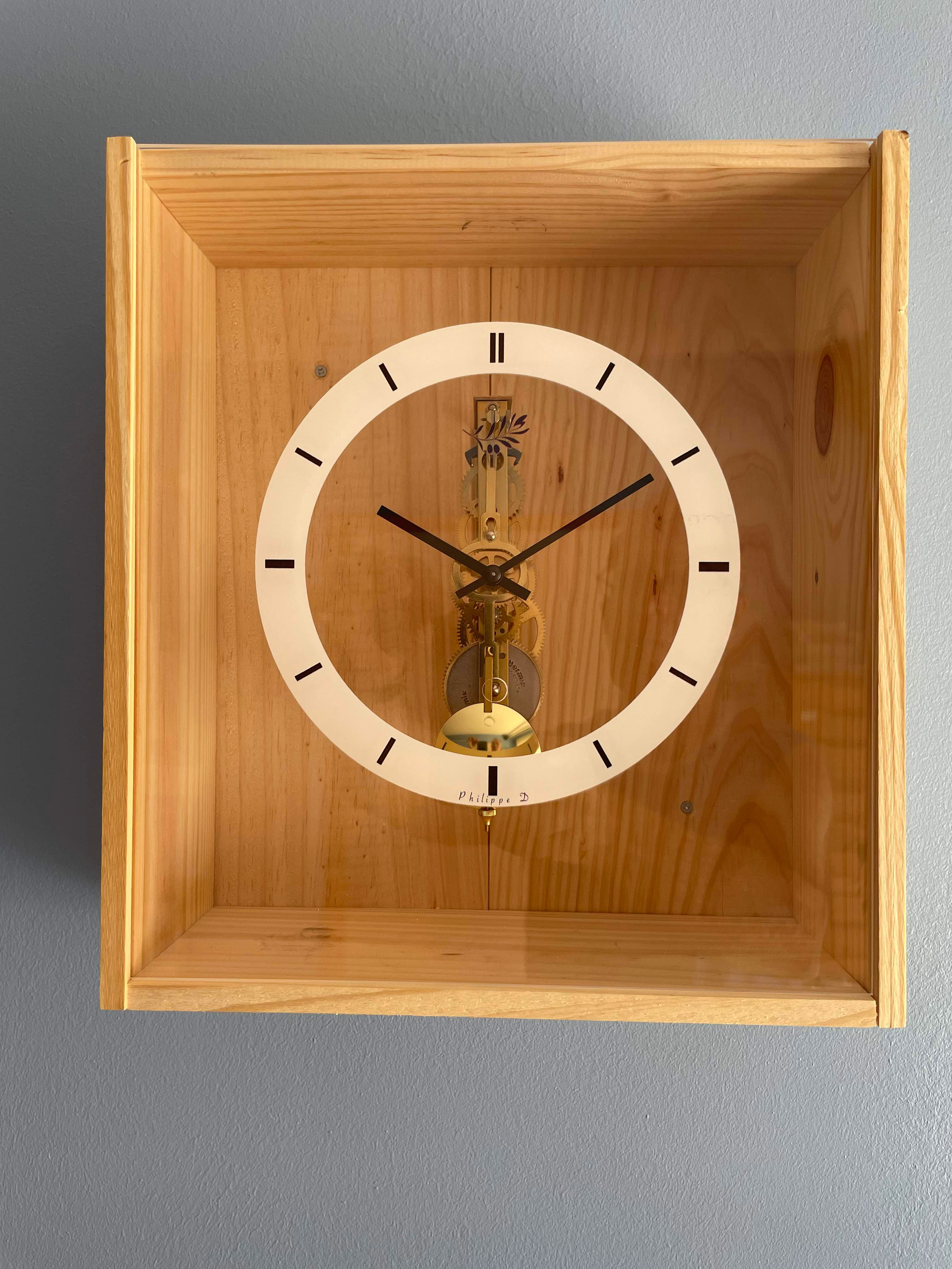 HORLOGE MURALE MECANIQUE COFFRET BOIS