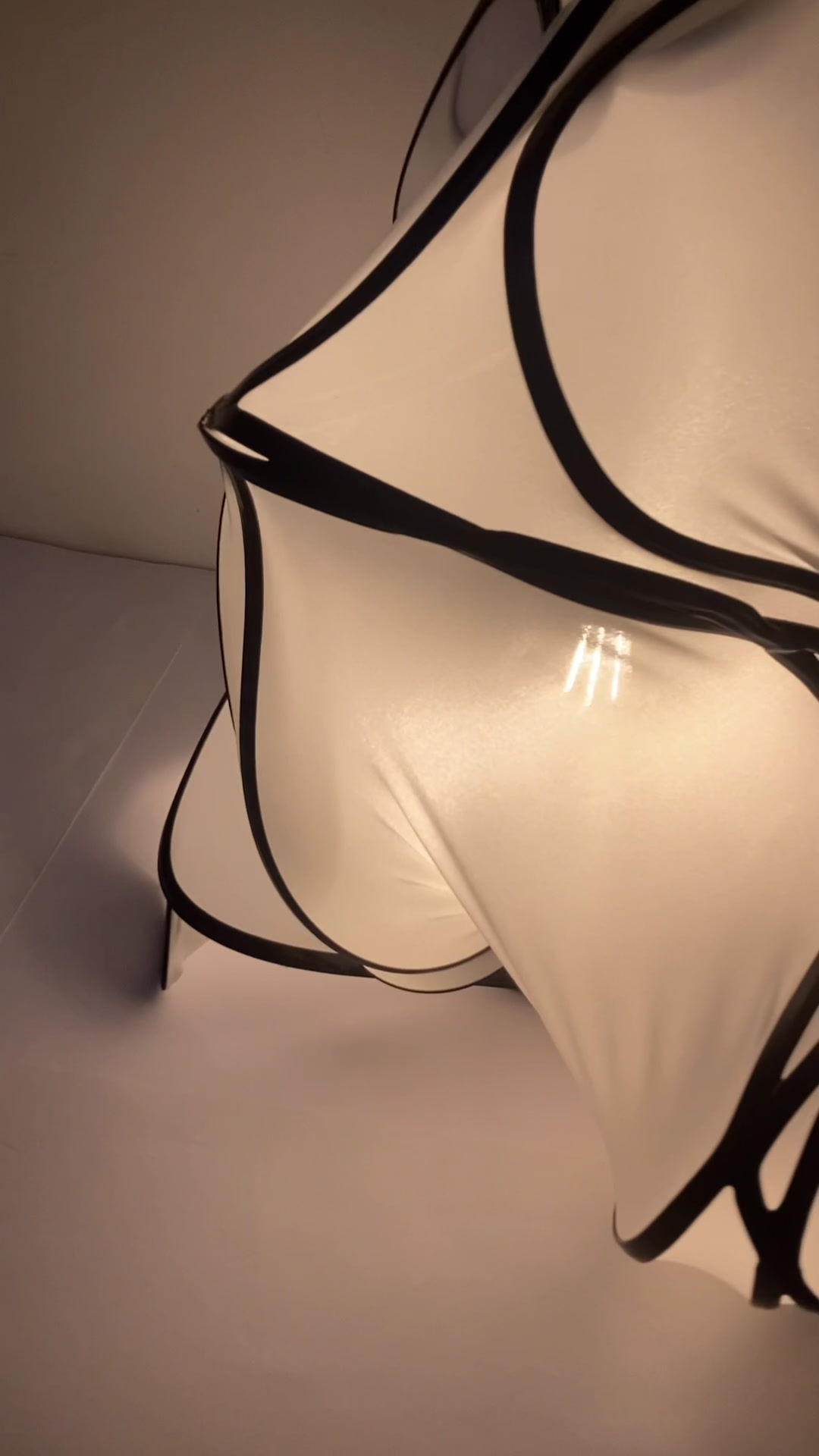 Cocoon Circle Art Light - small