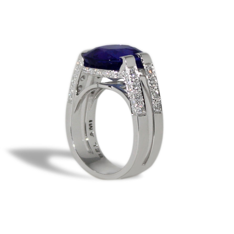 Bague chevalière femme or diamant tanzanite solitaire unique fiançailles sur mesure moderne BEL-AMI Joaillier Designer Paris