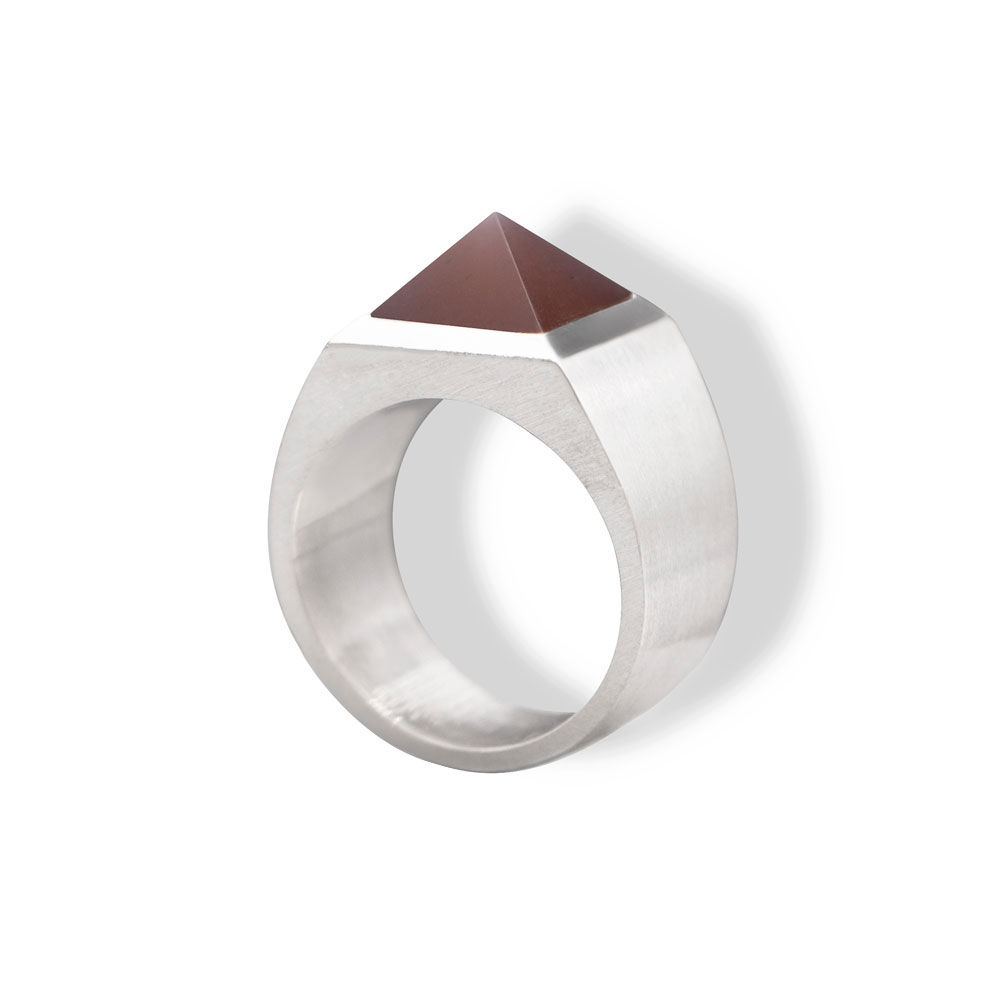 Chevalière moderne contemporaine bague argent pour homme femme pierre de lune pyramide style BEL-AMI unique