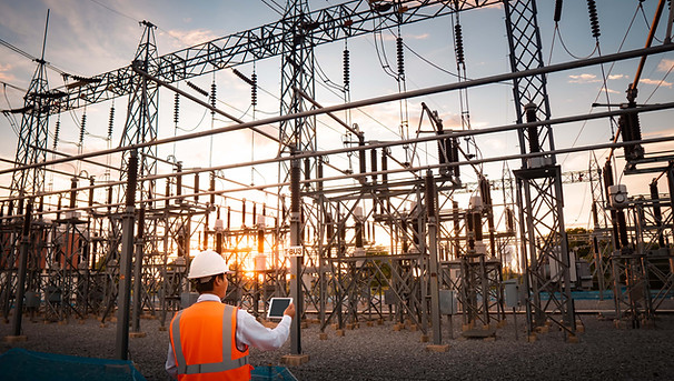 Engineers are checking the operation of the system by laptop, weekly check the system of t