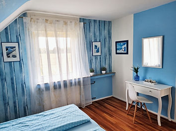 Schlafzimmer 1 Gartenblick