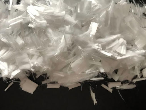 close-up view of micro synthetic polypropylene fibers for concrete reinforcement