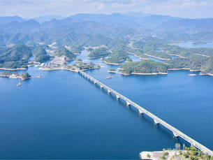 Breakthroughs in Bridge Construction: Bionic Self-Healing Waterproofing Technology