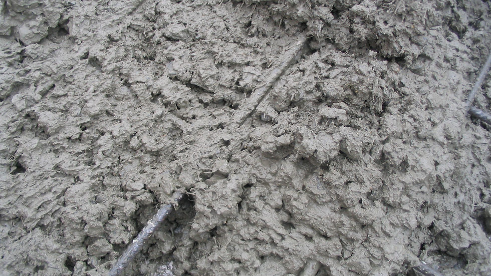 Macro fibers in fresh concrete