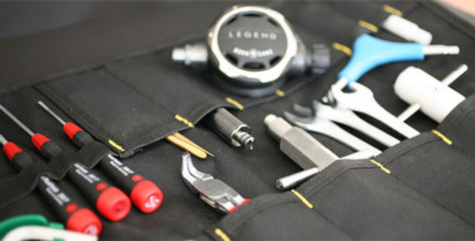 AQUALUNG_EQUIP.jpg