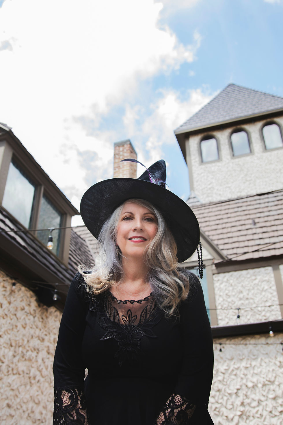 Meet Our October Guest Guru: Lynne Marie