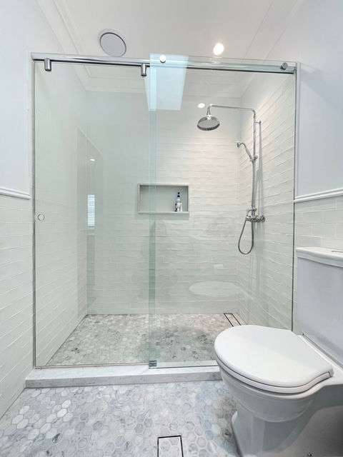 Wall to Wall Black Colour Sliding Shower Screen Glass on Reed Glass