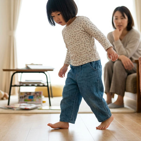 【2026年】子どもの浮き指は危険?3分チェック&改善法