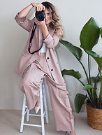 Branding-Fotografin Maria Santoro mit Kamera