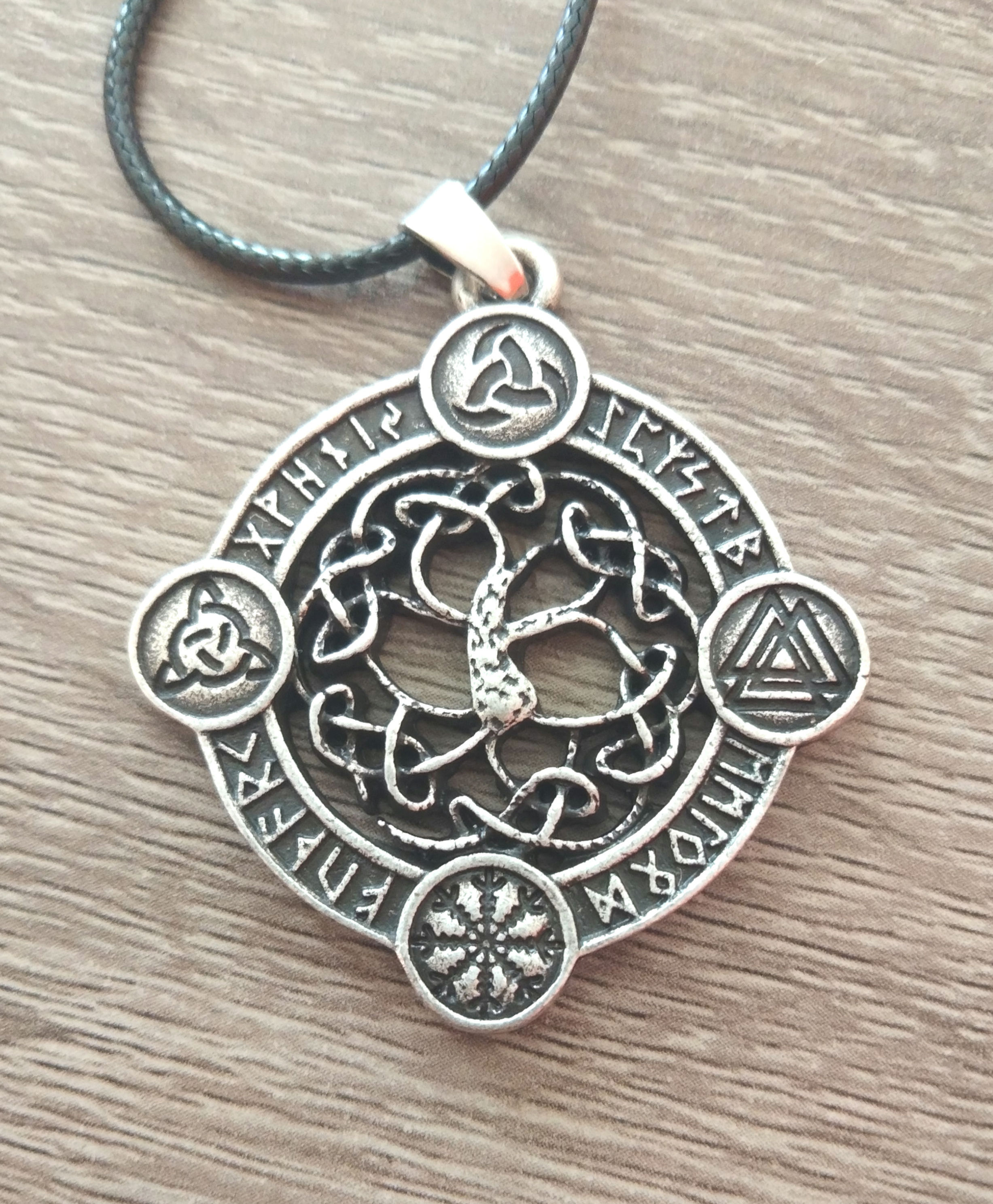 Pendentif viking 