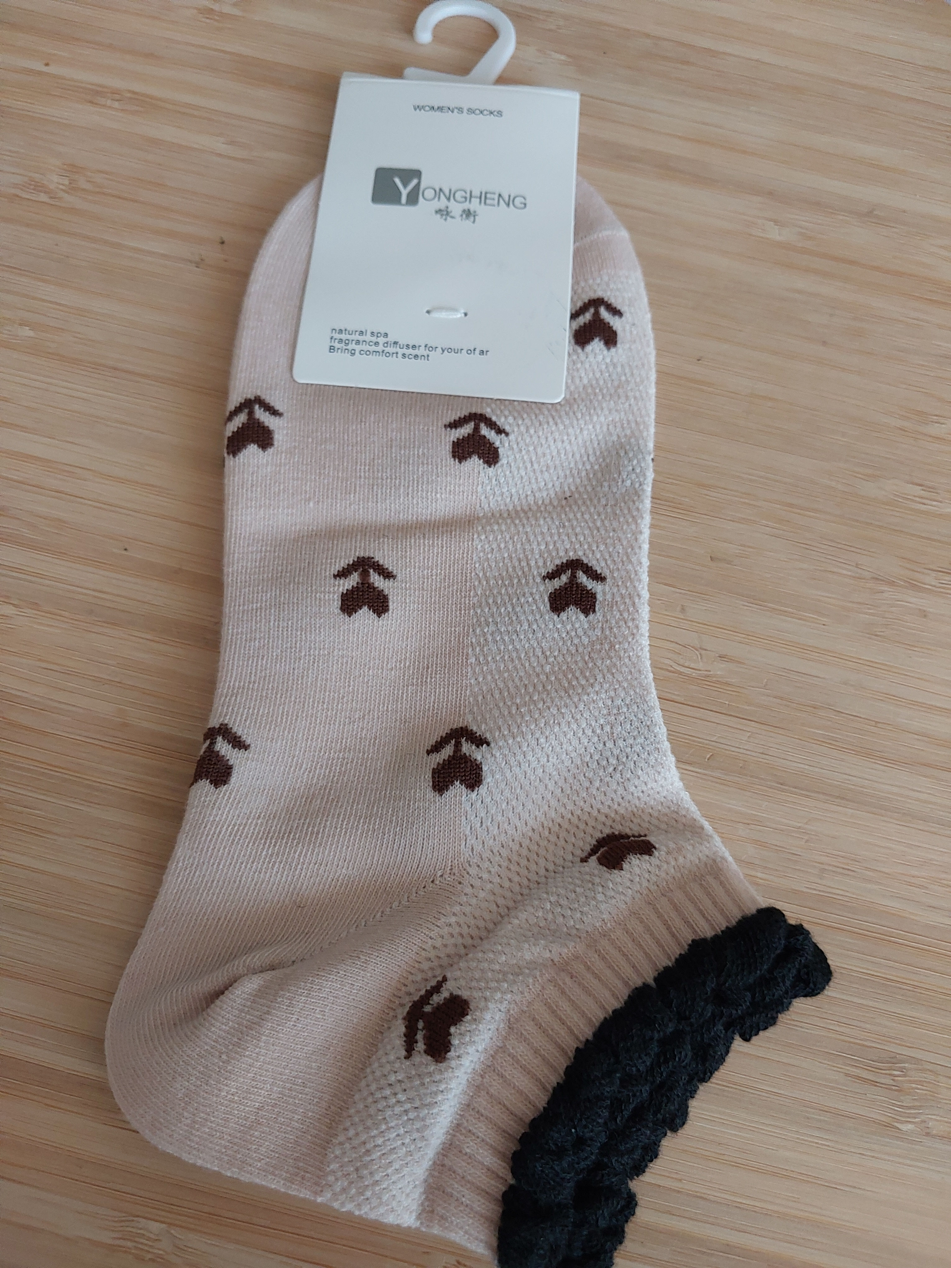Socquettes femme motif FLEURS – Respirantes et confortables