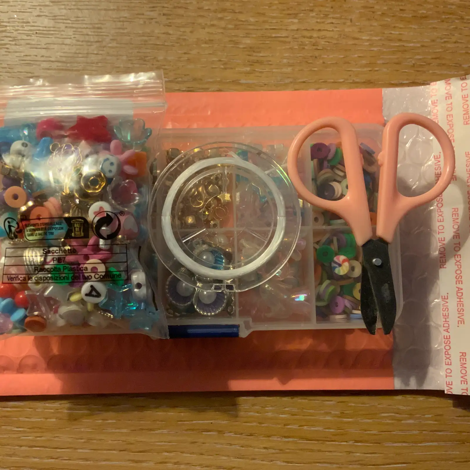Starter Bead Kit (includes string, bead confetti and scissors)🩷