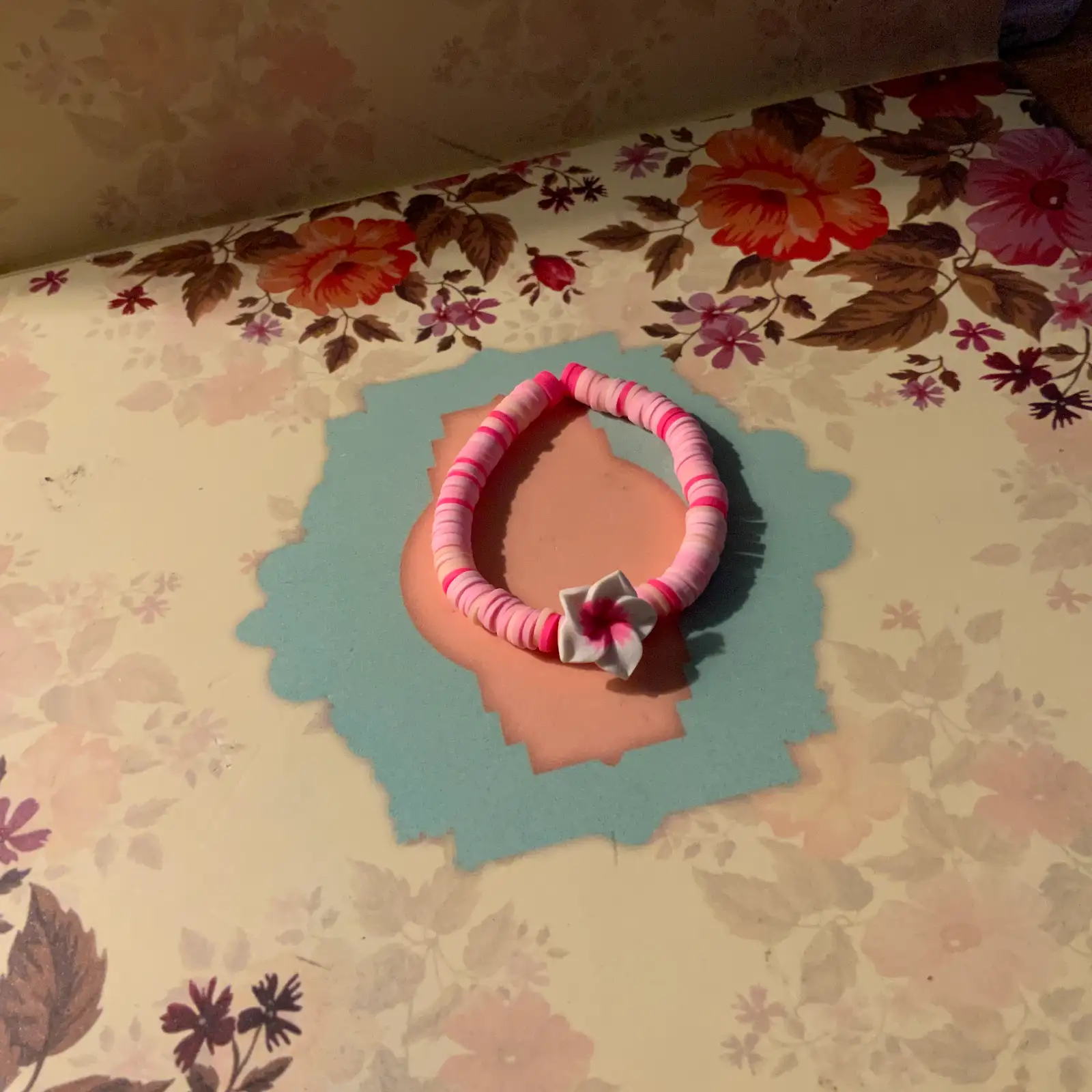 Cute, trendy clean girl pink bracelet!