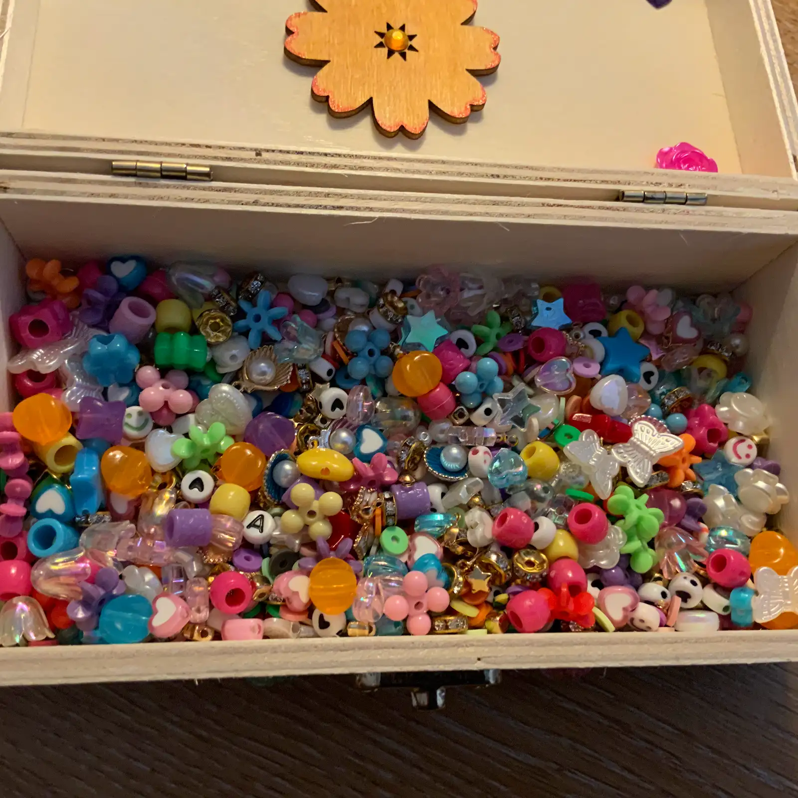 BEAD CONFETTEH!!😊🩷
