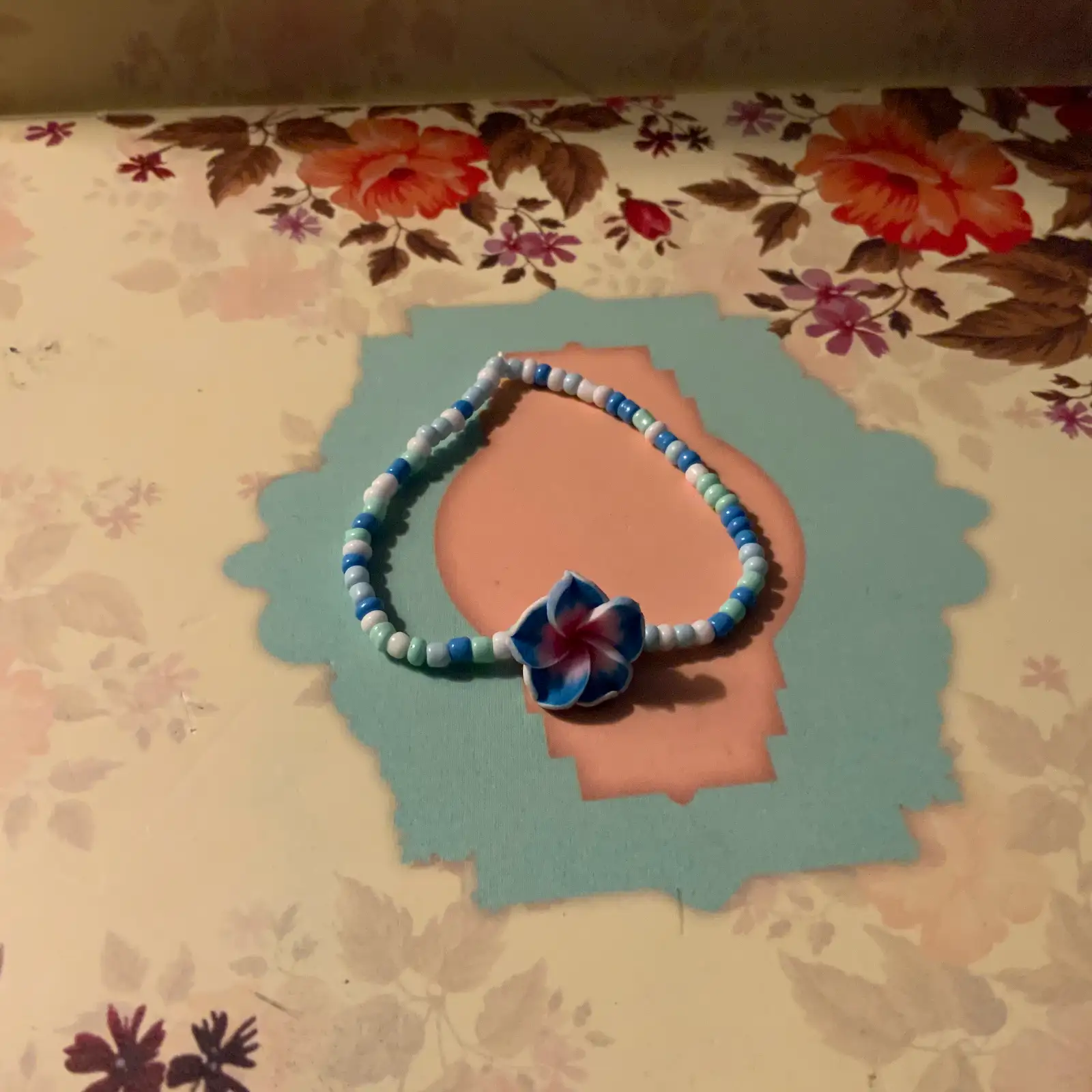 Cute.trendy blue hibicus bracelet.