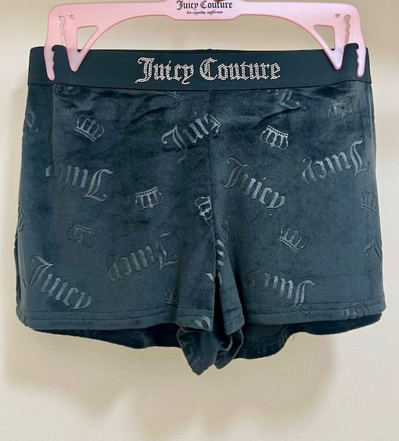Black Juicy Couture english letters & crowns thin shorts