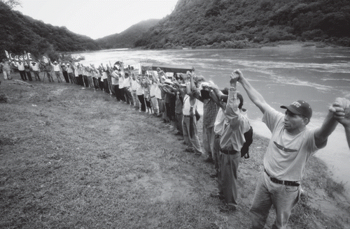 Communities in resistance to the Agua Zarca dam in Honduras.