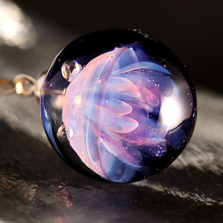 Pendentif fleur verre, bleu rose