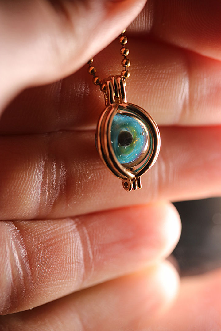 Miniature : Collier Galaxie L'Œil d'Horus