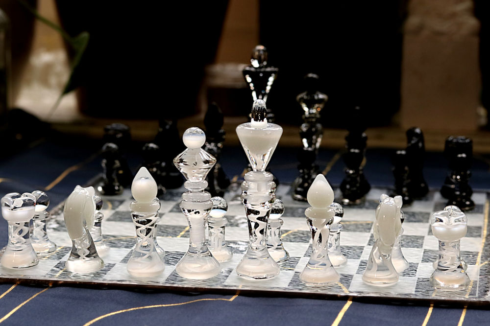 jeu D'échec artisanal en verre — free download