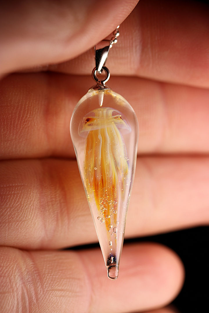 Thumbnail: Jellyfish necklace