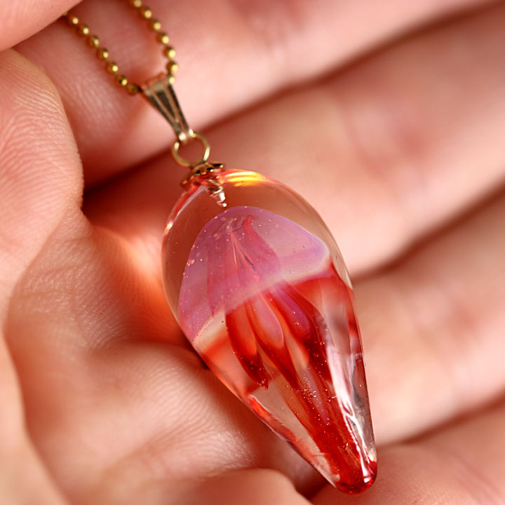 Magnifique collier méduse en verre, bijou unique