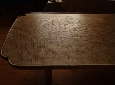 Solid wood furniture, low table, Japanese-style table, carved from a single piece of wood, quince-shaped table