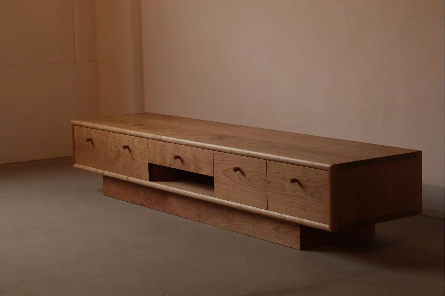 Cherry living board TV board