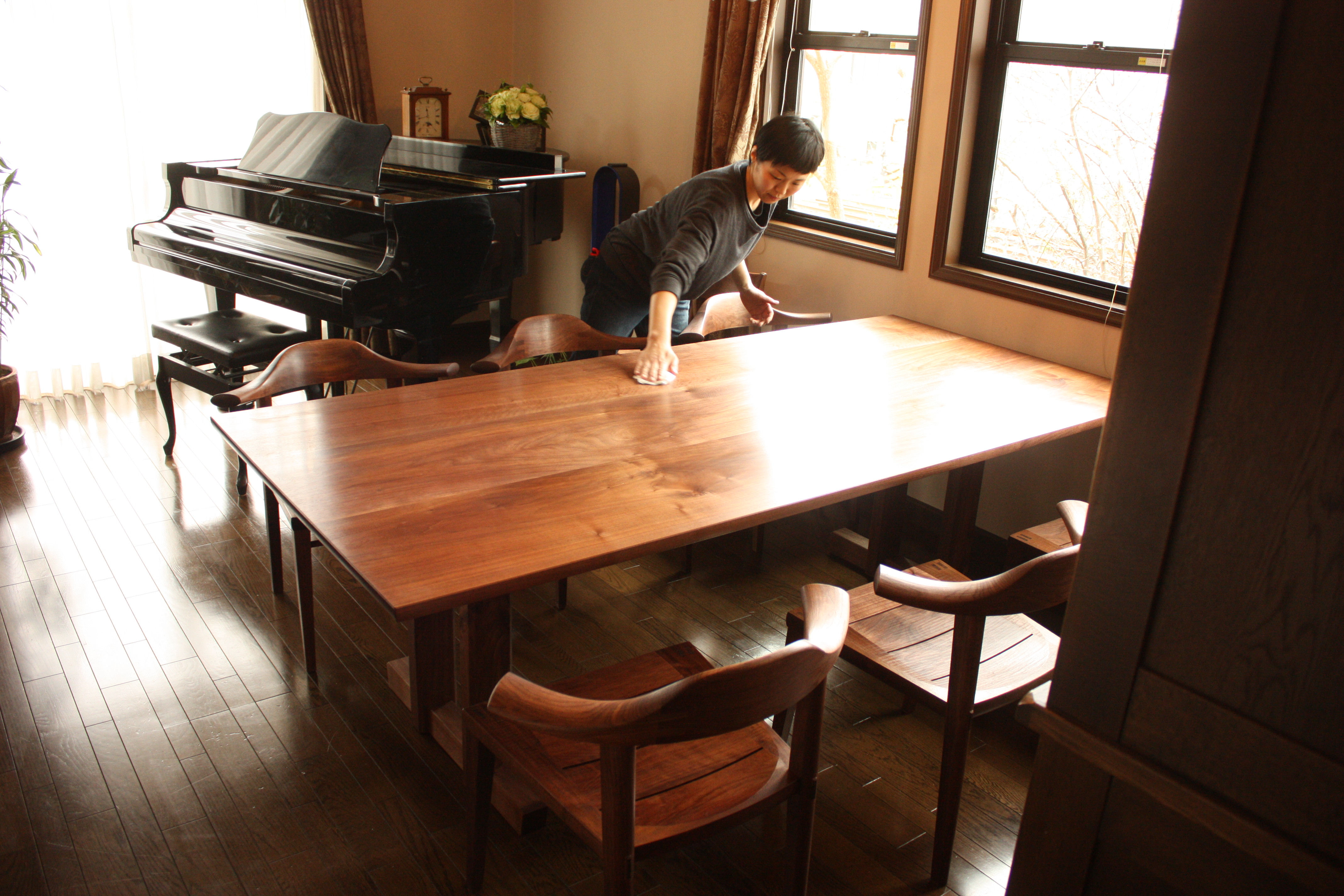 ダイニングテーブル中央脚ウォールナット