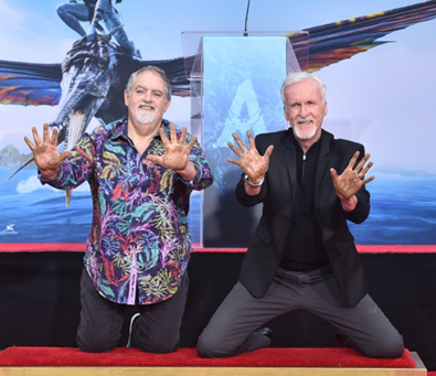 "AVATAR: EL CAMINO DEL AGUA": JAMES CAMERON Y JON LANDAU FUERON HOMENAJEADOS EN HOLLYWOOD