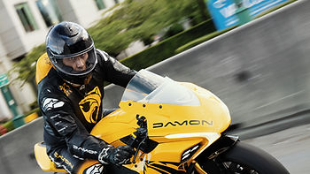 Dom Kwong on the Damon HyperSport