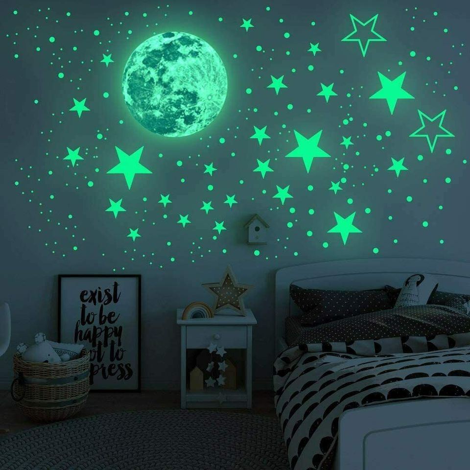 637x Pieces Glow in The Dark Wall Stickers, Moon And Dots Stars Ceiling Decorati