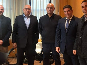 Επιτροπή Σωματείων Εκμισθωμένων Οχημάτων Ε.Ι.Χ. Με Οδηγό νησιωτικής Ελλάδος.