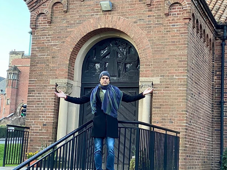 Megastar Aazaad returned from Europe.