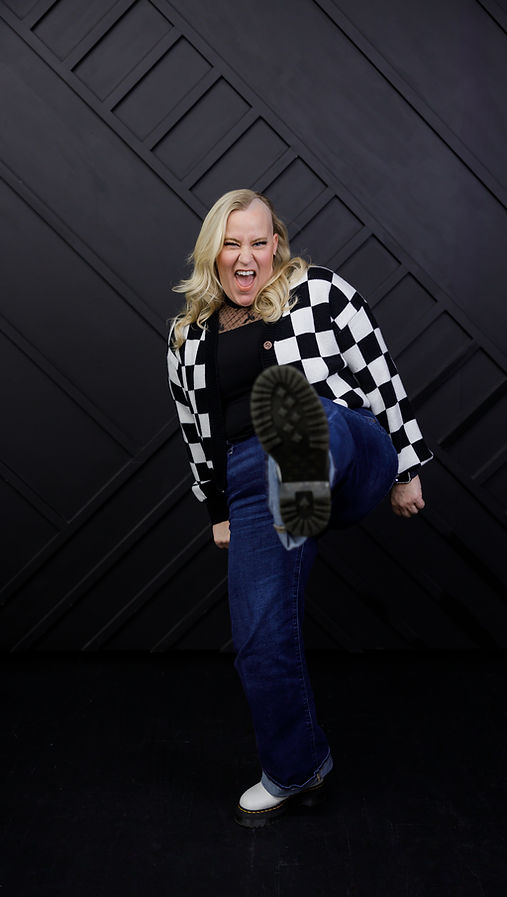 LisaProductiveOwllifestyleheadshotphotobyKristinaPearlPhotographyinBothell,WA-1672.jpg