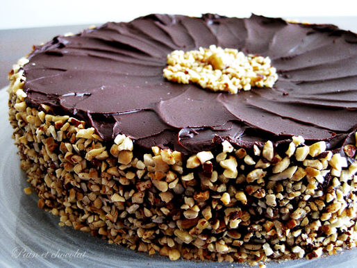 WALNUT AND CHOCOLATE CAKE - ტორტი შოკოლადითა და ნიგვზით