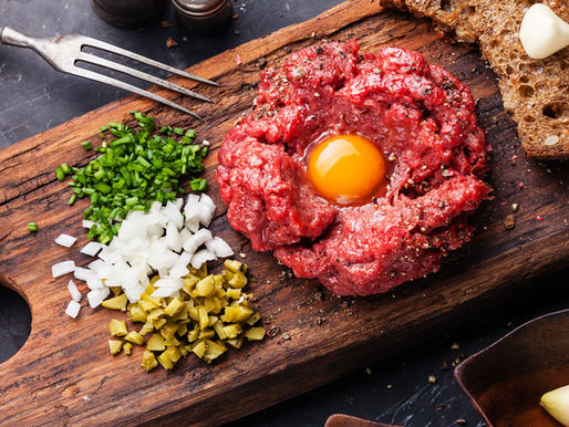 BEEF TARTARE WITH AVOCADO - საქონლის ტარტარი ავოკადოთი