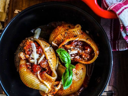 LUMACONI PASTA STUFFED WITH PORK RIBS - პასტა ლუმაკონი დატენილი ღორის ნეკნებით