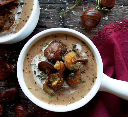 PARSLEY ROOT SOUP WITH CHESTNUTS - ოხრახუშის ბოლქვის სუპი წაბლით