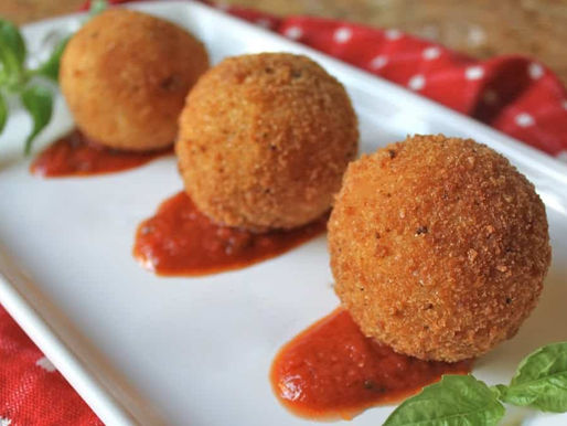POTATO&RICOTTA BALLS - კარტოფილისა და ნადუღის ბურთები