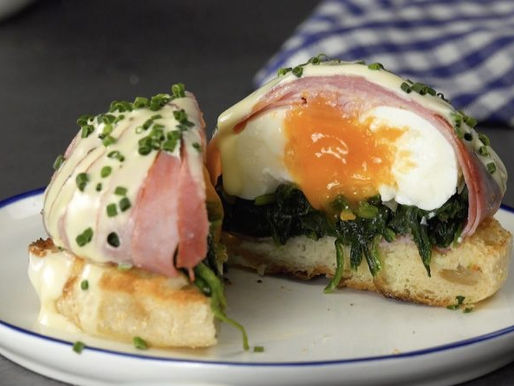 BOILED EGG WITH SPINACH AND HAM - მოხარშული კვერცხი ისპანახითა და ლორით