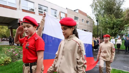 Kherson, Crimée : l'école russe des enfants-soldats