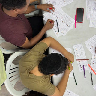 מקס כרטיסי אשראי - משחק משותף עם תלמידי בית הספר עציון בני ברק