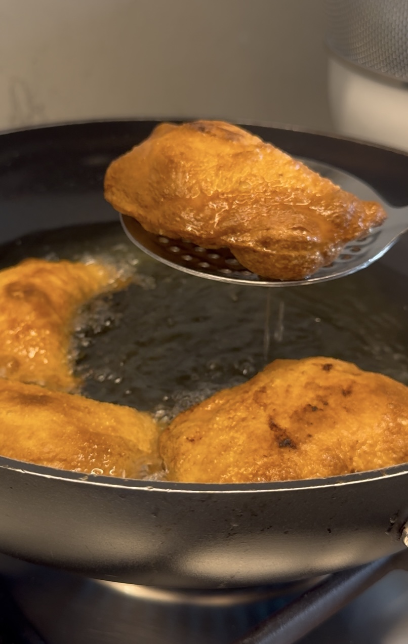 סמבוסק עיראקי במילוי חומוס