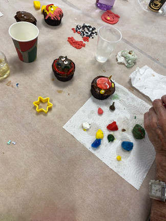 קאפקייקס עם ניצולי שואה